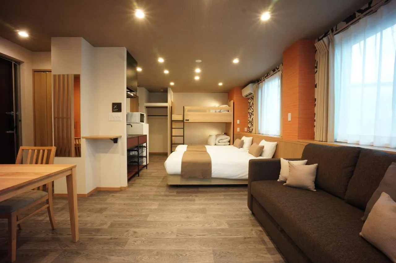 Wires Hotel James Zaka Tokyo